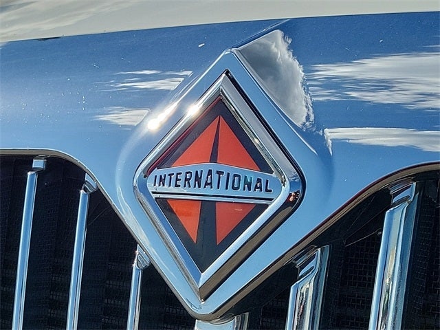 2018 International 4300 26FT BOX
